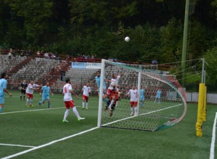 PUNTO PROMOZIONE: CON QUALCHE DIFFICOLTA’ CERVETERI, CASTRENSE E FUTBOLCLUB SI CONFERMANO. IL ROCCASECCA RAGGIUNGE IL FONTANA LIRI.