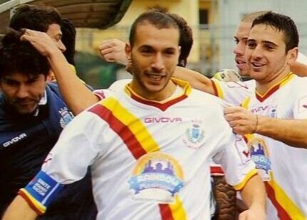 VALENTINO CI SPIEGA: ‘ADDIO VALMONTONE, AD UN PASSO DALLA SALERNITANA, HO SCELTO LA VIS ARTENA’