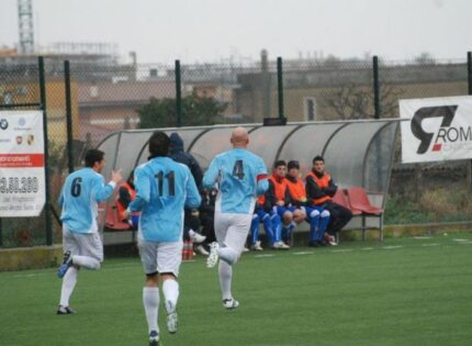 CANINESE: IN PANCHINA TORNA SPERDUTI