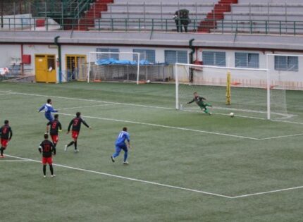 DERBY DEI CASTELLI : IL CYNTHIA ESPUGNA IL “DOMENICO FIORE” DI MARINO