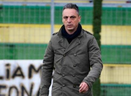 LARIANO: SI DIMETTE TOCCI, PANCHINA A FOSCHI