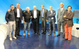 CON FRANCO FEDELI UN CALCIO D’ANGOLO DA NON PERDERE. LA REPLICA QUESTA SERA ALLA ORE 20,30 CANALE 210 DEL DIGITALE TERRESTRE…