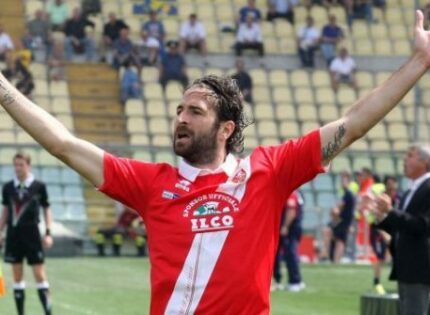 VITERBESE, SFORZINI DI TACCO REGALA TRE PUNTI E SECONDO POSTO IN CLASSIFICA