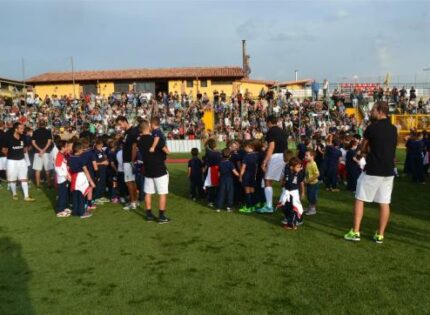 CITTA’ DI CIAMPINO, CHE ENTUSIASMO PER L’INAUGURAZIONE DELLA STAGIONE DELLA SCUOLA CALCIO