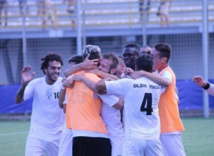 SERIE D, LA SFIDA DI DOMANI TRA OLBIA E TRASTEVERE NELLE PAROLE DI BIAGIONI E PIROZZI
