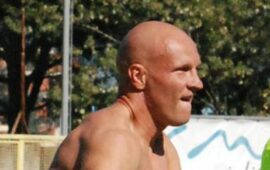 SERIE D, IL GIRO D’ITALIA DI “HULK” BRANICKI PASSA PER ARZACHENA: “CERCO IN FRETTA LA SALVEZZA PERCHE’ QUA SI STA DA DIO”