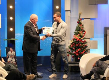 STASERA CALCIO D’ANGOLO SU SKY 897 ORE 22,30 . UNA PUNTATA SCOPPIETTANTE, ANCHE IN STREAMING SUL NOSTRO SITO ….