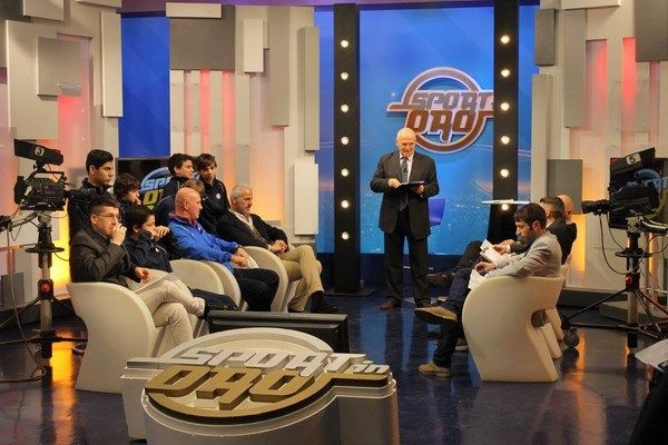 GLI SMS GIUNTI DURANTE LA TRASMISSIONE “SPORT IN ORO”