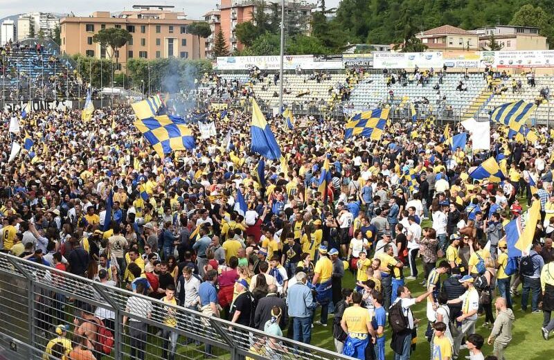 APOTEOSI FROSINONE!! CIOCIARI IN SERIE A!!