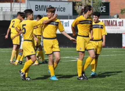 5° TORNEO SERILLI: FESTA URBETEVERE, SCONFITTA LA ROMA IN FINALE!