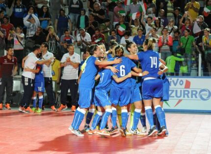 IL DEBUTTO DELLA NAZIONALE FEMMINILE E’ UN TRIONFO: 5-0 ALL’UNGHERIA E  SPETTACOLO AL FORO ITALICO