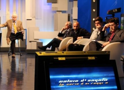 RETE ORO NEWS: ALLE 13.00 POMEZIA-ANZIO ED ALLE 23.00 TRASTEVERE-OLBIA, OLTRE A “CALCIO D’ANGOLO”!