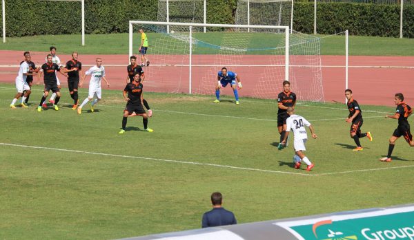 RACING ROMA, NON BASTA LA DOPPIETTA DI TAVIANI. A CASAL DEL MARMO VINCE IL RENATE 2-3