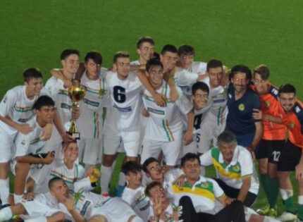 Racing Club, l’Under 17 di Greco si aggiudica il torneo “Pineta dei Liberti”