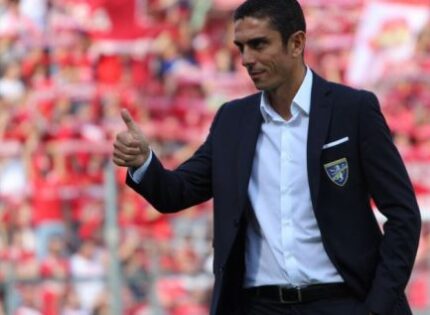 Frosinone penalizzato dall’arbitro contro il Perugia. Longo: “Rammaricati per la sconfitta immeritata”