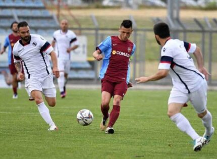Tirelli punta l’Albalonga: “Rieti, ci vuole intensità. Vogliamo regalare una gioia alla città e al Presidente”
