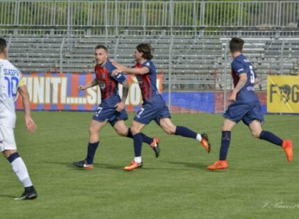 Racing Fondi, partita pitotecnica al Purificato: alla fine la spunta la Paganese (4-5)