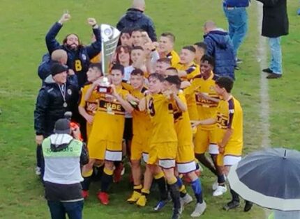 Finale regionale U15: al campo ‘Ocres Moca’ di Villalba è trionfo Urbetevere. Battuta 2-0 la Vigor