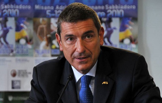 AICS, il Presidente Molea: “Calcio di Serie A SI, calcetto NO? Basta due pesi e due misure”