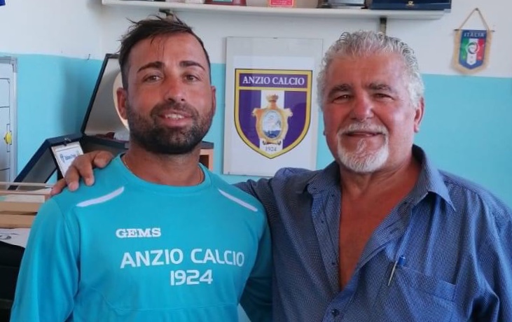 Danilo Scibilia torna nel Lazio: l’esterno offensivo ha firmato con l’Anzio