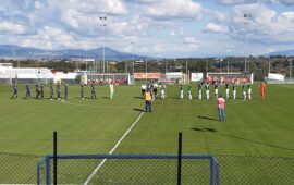 Pioggia di ammoniti, due espulsi e un gol annullato: la battaglia tra T. N. Florida e Carbonia finisce 1-1