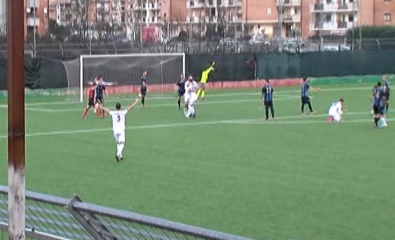 Il Latina cade ad Artena, i nerazzurri contestano l’arbitraggio: Il video dei gol e le interviste a fine gara