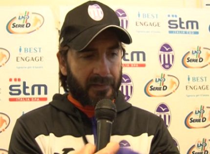 Ostiamare, mister De Angelis: “Stiamo pagando più del dovuto l’assenza di De Sousa. Ora mi aspetto una reazione emotiva da parte dei ragazzi”