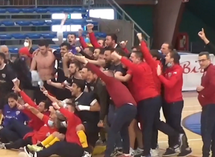 Apoteosi Fortitudo Futsal Pomezia! Vincendo lo scontro diretto con l’Eur Massimo il sogno Serie A2 è sempre più vicino: Il servizio