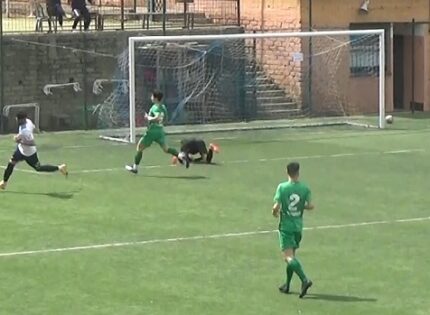 All’Astrea basta la rete di Di Curzio per avere la meglio sulla P.C. Tor Sapienza, il servizio della partita