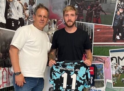 Il bomber De Iulis torna nel Lazio, vestirà la maglia dell’Unipomezia: “Sono contento di ritrovare il DS Proietti e mister Foglia Manzillo”