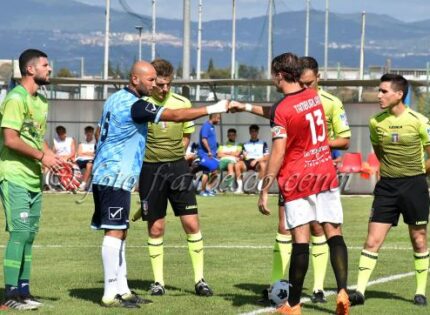 Serie D, domani quattro recuperi nei gironi E, F, G