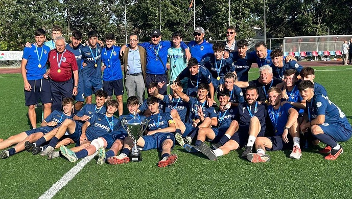 Il Montespaccato vince il Trofeo “Elio Tortora”, storico double della juniores di mister Civero. E domenica 2 giugno grande festa al Don Pino Puglisi