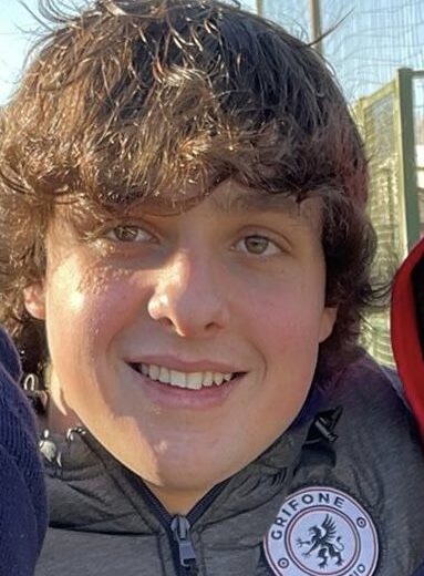 Grifone, ufficiale il ritorno dell’attaccante classe 2002 Giovanni Decuntis