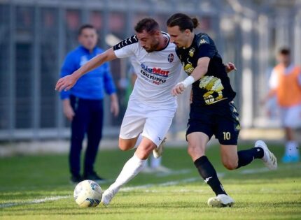 Rieti, parola al centrocampista Jody Fiorentini: “A Pomezia bellissimi ricordi. Adesso dobbiamo metterci sotto per invertire la rotta. Con Scudieri c’è sintonia”