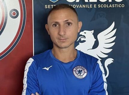 Si dividono le strade tra il mister Emanuele Marra e il Grifone